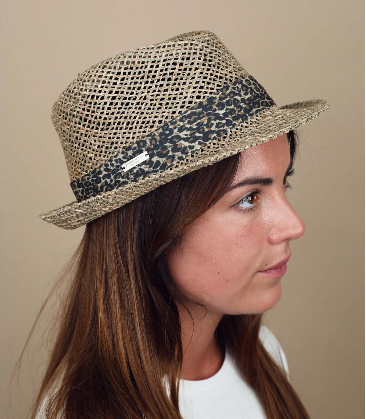  Trilby Seagras sand leopard